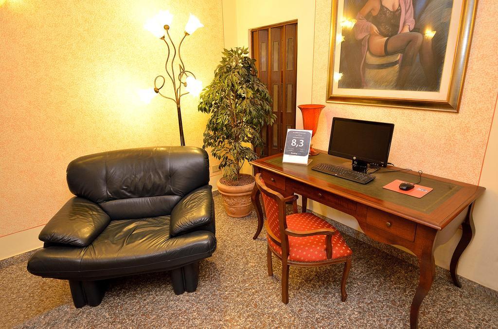 Hotel Amba Alagi マルゲーラ エクステリア 写真
